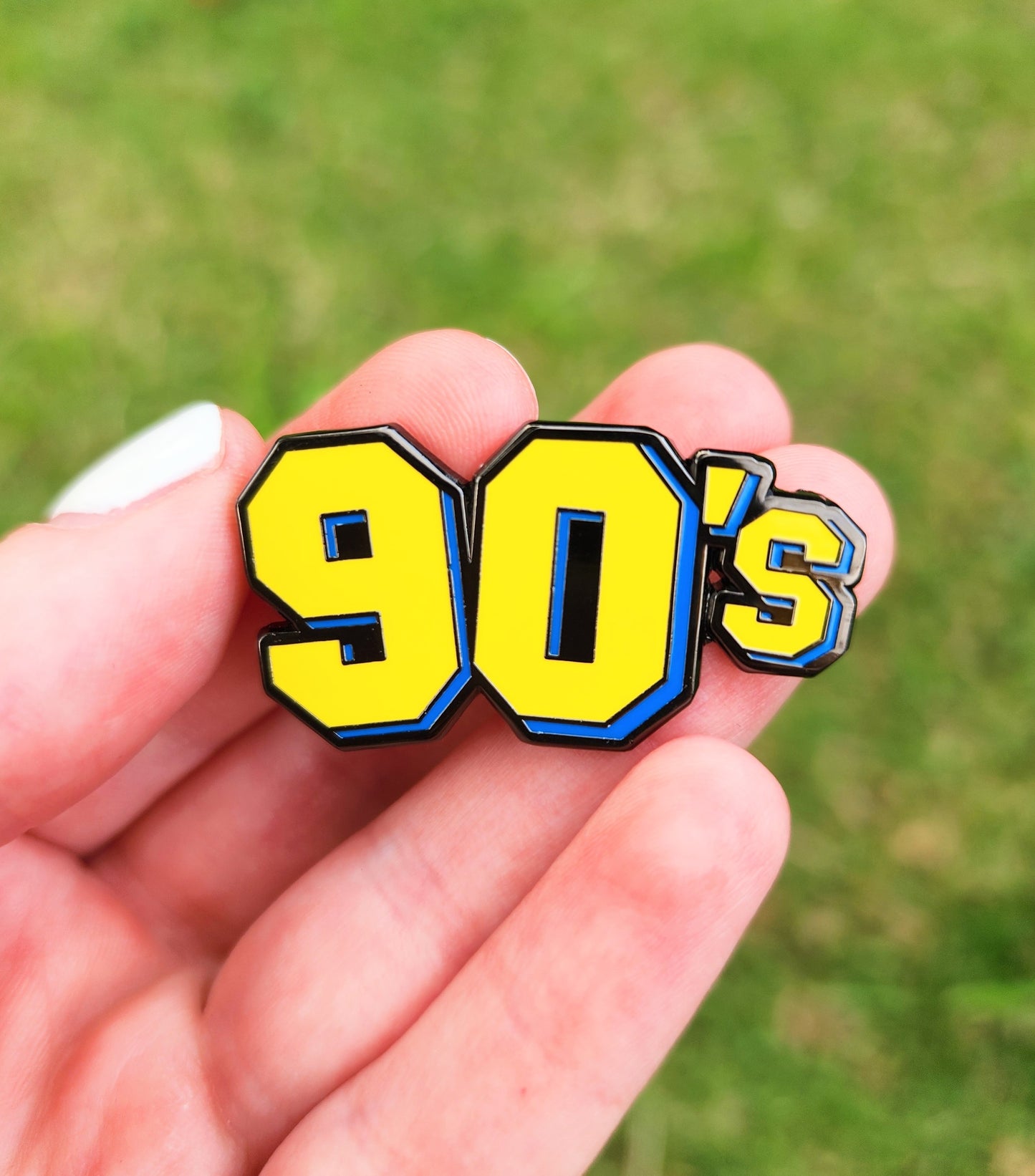 90's Enamel Pin